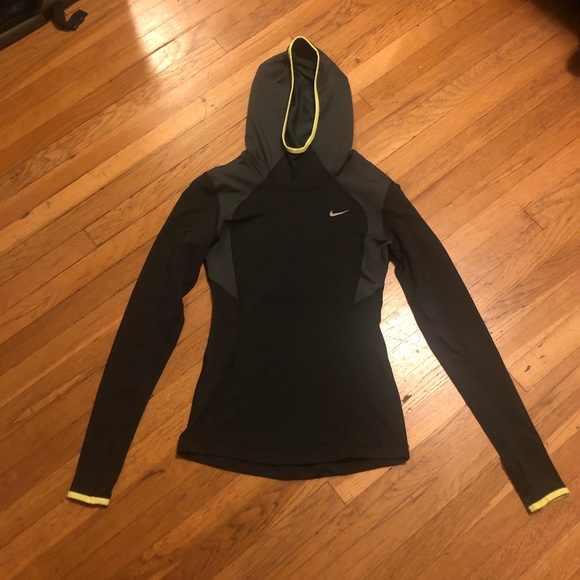 Nike Tops - Nike Scuba Hoodie | XS